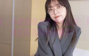 袜啵啵 – 小安的涂指甲油大比拼：图库里是否能找到我的精致？