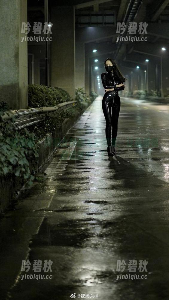 微密圈 - 辣妈女神的私拍图集：让我眼镜都想散架了！
