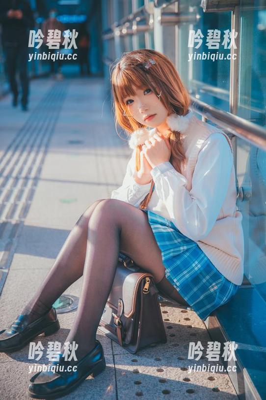 雪琪SAMA 高清泳装写真集,雪琪SAMA教你如何在海滩“惹火”!