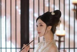 护士露儿大魔王出镜，图片让人意想不到的可爱！快来给我分享个链接。