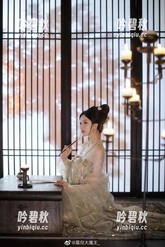 护士露儿大魔王出镜，图片让人意想不到的可爱！快来给我分享个链接。